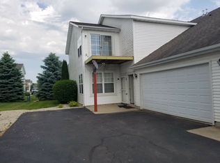 10145 Metalmark Ln, Roscoe, IL 61073