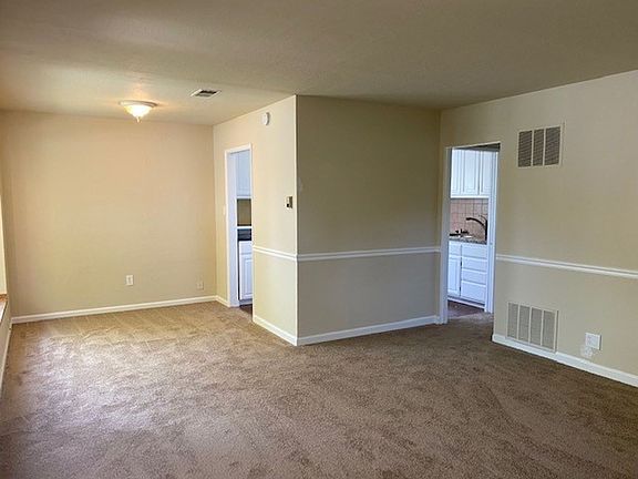 5th image of 214 Alexander Ave