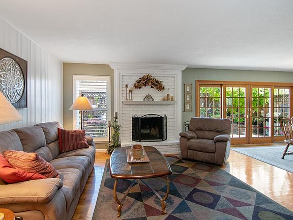 5th image of 6134 Escondido Ct