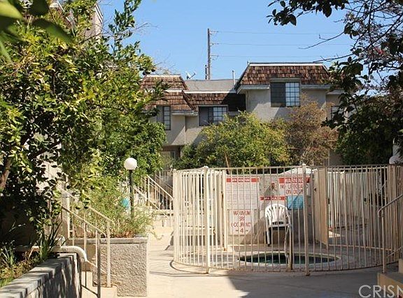 3rd image of 14500 Van Nuys Blvd Unit 25