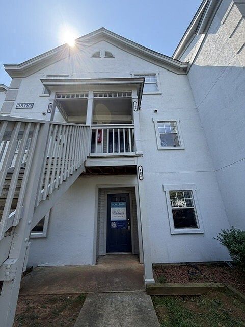1st image of 2500 Avent Ferry Rd APT 102