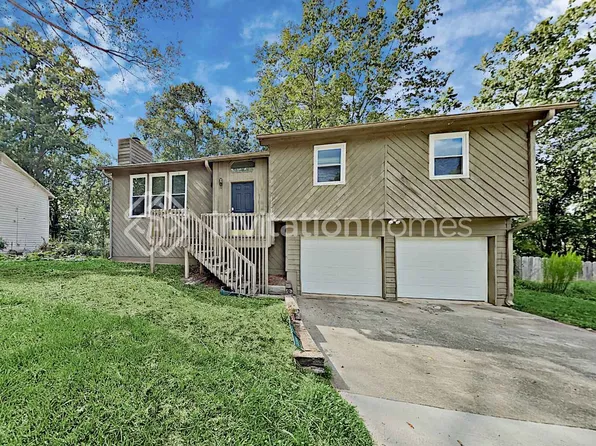 5002 Maxanne Dr NW, Kennesaw, GA 30144