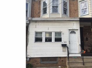 222 Warren St, Gloucester City, NJ 08030