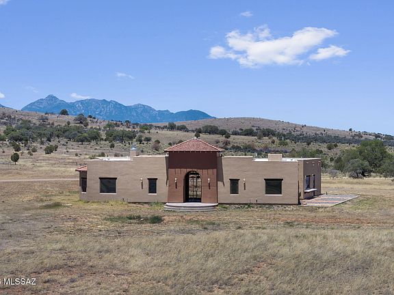 2nd image of 25 Lucero Del Cielo Ln