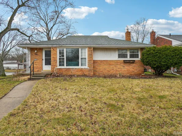 17601 Fox, Redford, MI 48240