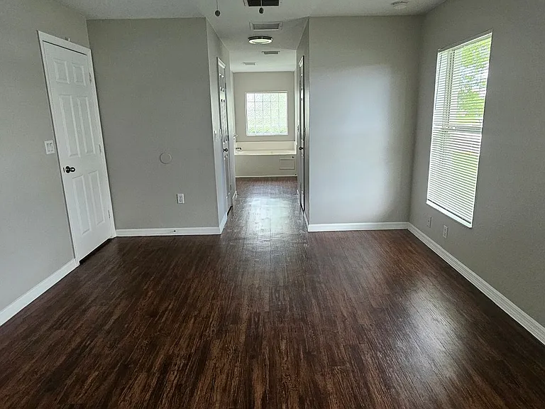 1530 SW 19th Ave — Photo 16
