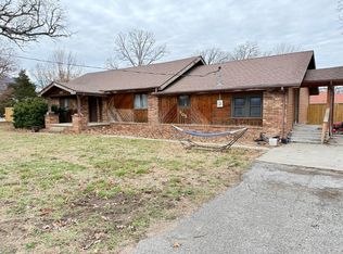 905 N Main Ave, Bolivar, MO 65613
