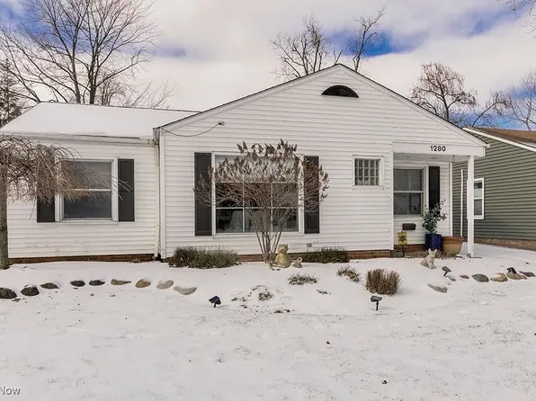 1280 Orchard Heights Dr, Mayfield Heights, OH 44124
