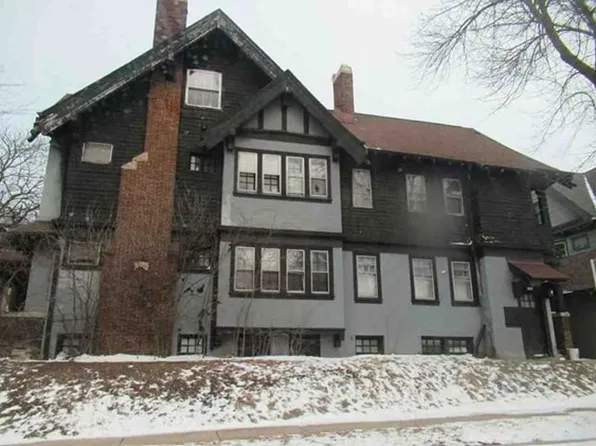 3611 W Highland Blvd #3615, Milwaukee, WI 53208