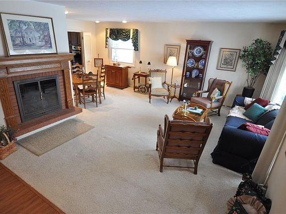 5th image of 5350 W 228th St