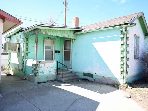 121 E 8th St, Walsenburg, CO 81089