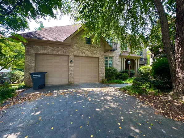 1460 Carrington Ridge Ln, Vienna, VA 22182