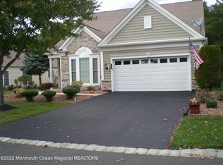 46 Chalfont Ln, Manchester, NJ 08759