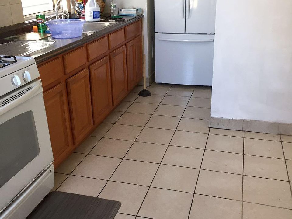1st image of 2216 124th St Floor 2