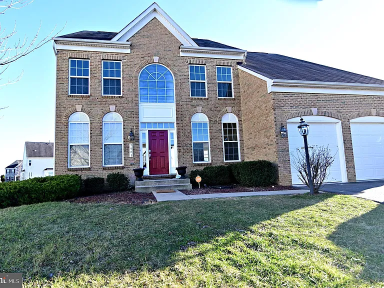 7001 Chaptico Ct — Photo 1