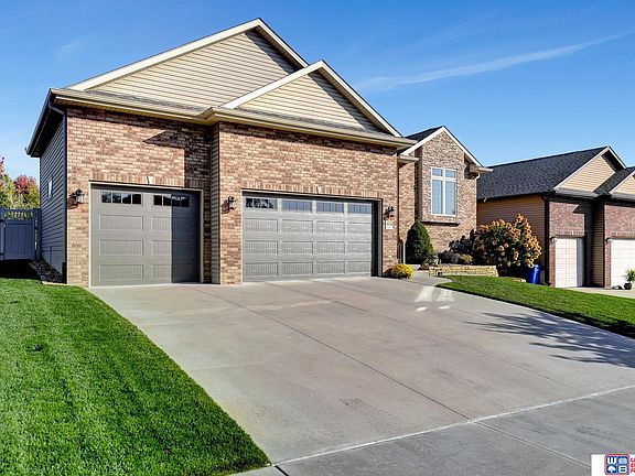 5th image of 8158 Windmill Dr
