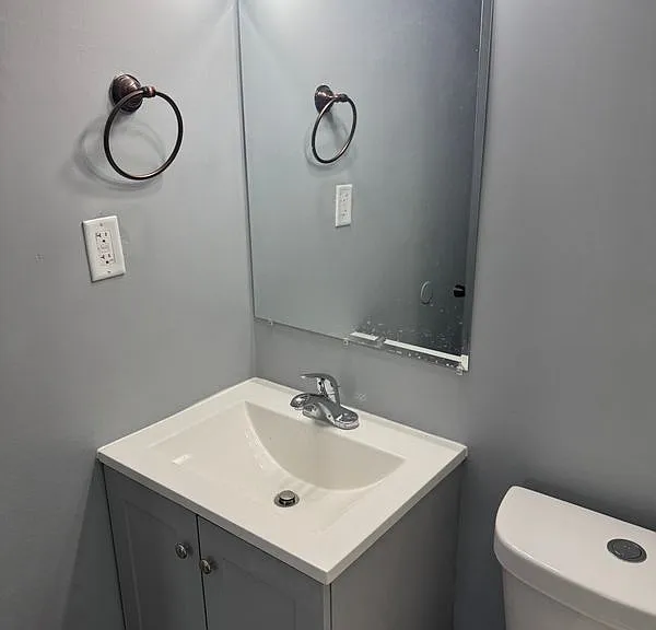 7722 Park Dr — Photo 9