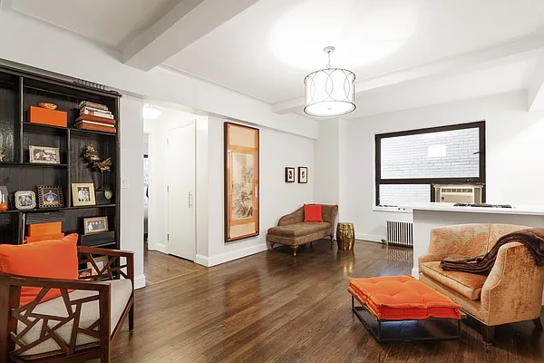 Sold by Nest Seekers International | media 1