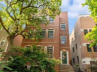 835 W Bradley Pl APT 1F, Chicago, IL 60613