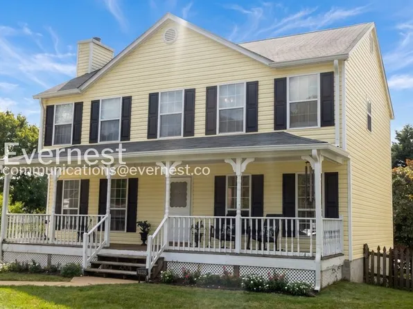 13490 Photo Dr, Woodbridge, VA 22193