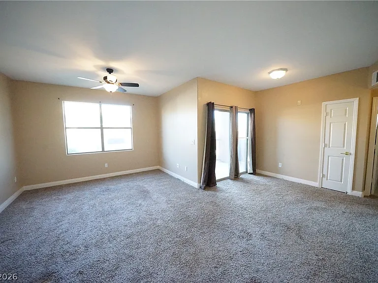 8000 W Badura Ave #1061 — Photo 7