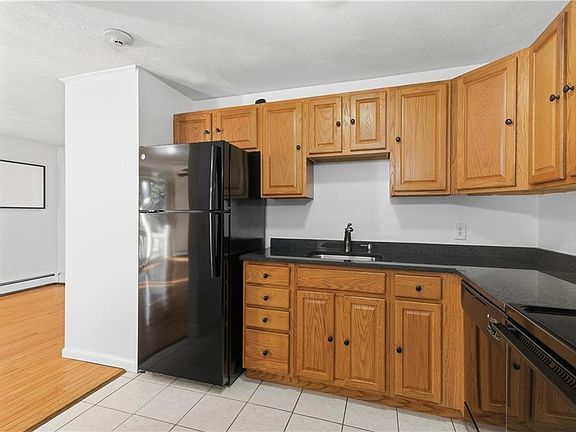 5th image of 2 Angle St APT 6