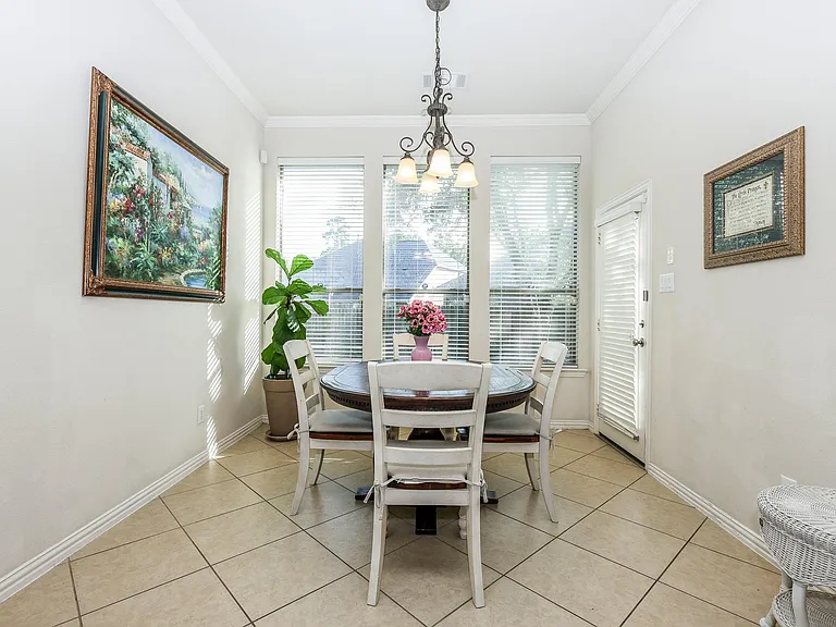 17007 Thomastone Ln — Photo 4