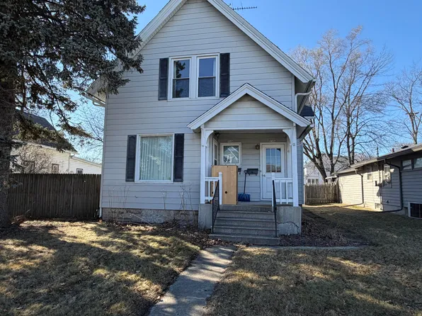 2308 S 8th St, Sheboygan, WI 53081