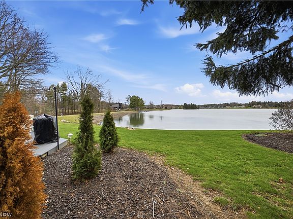 5th image of 424 N Bayshore Dr #3