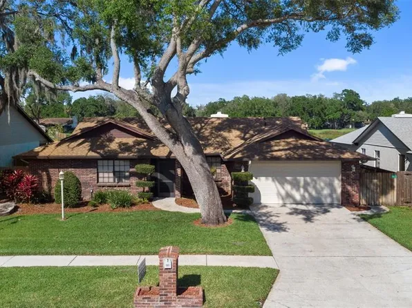 653 Timber Pond Dr, Brandon, FL 33510