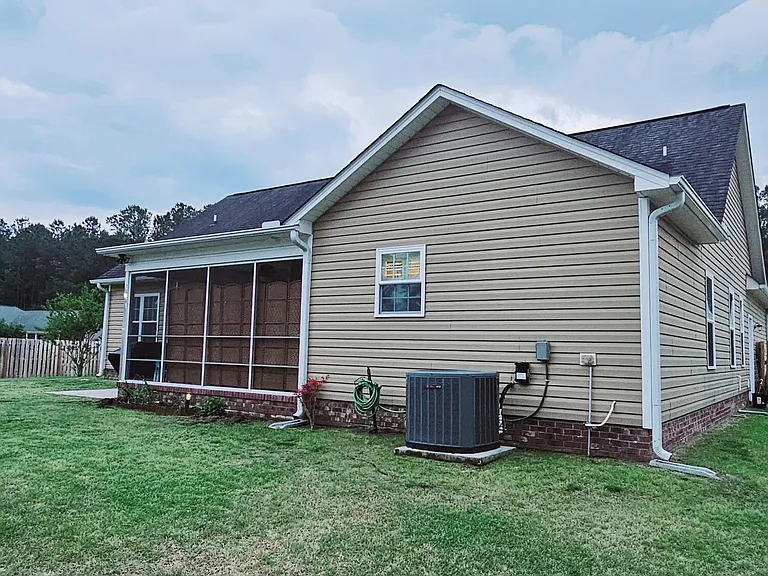 300 Croatan Woods Dr — Photo 27