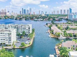 16508 NE 26th Ave APT 302, North Miami Beach, FL 33160