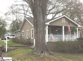 22 Dixie Ave, Greenville, SC 29607