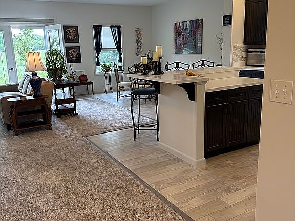 5th image of 504 Cottonwood Cir