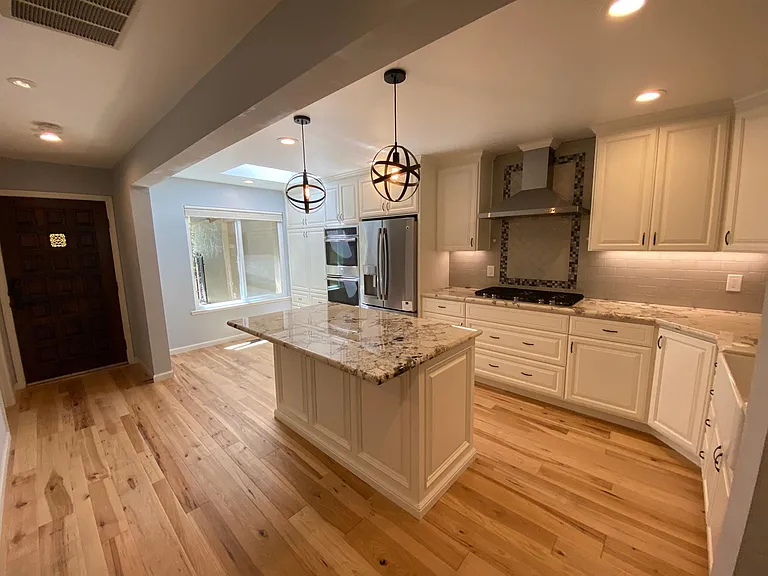 15 Tweed Ln — Photo 2