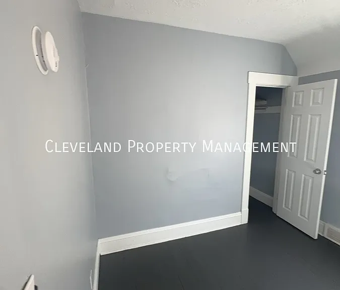 3392 W 52nd St #3392 W 52ND ST U — Photo 3