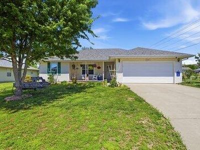 331 Sugar Tree Road, Sparta, MO, 65753