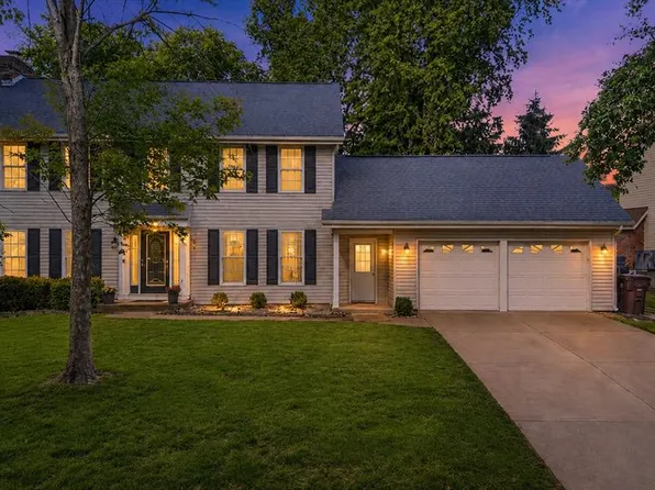 9 Carriage Way W, Saint Peters, MO 63376
