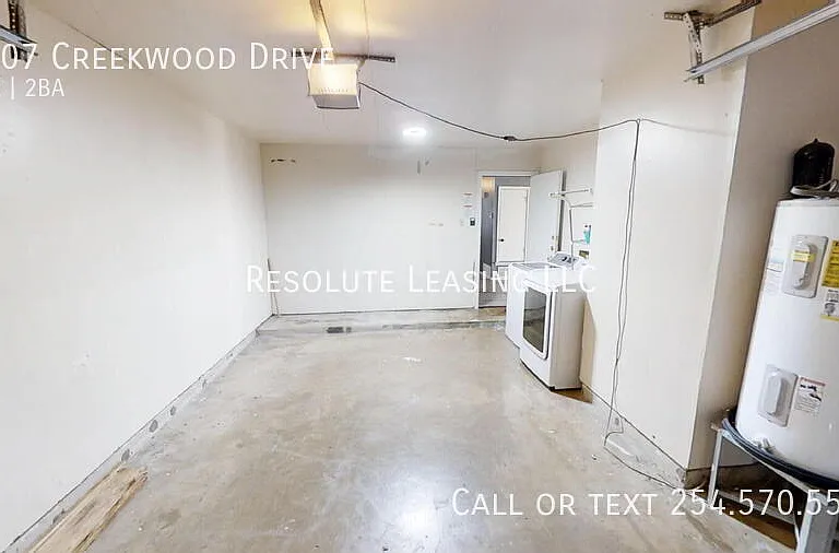 2107 Creekwood Dr — Photo 21