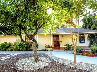 5009 Alhama Dr, Woodland Hills, CA 91364