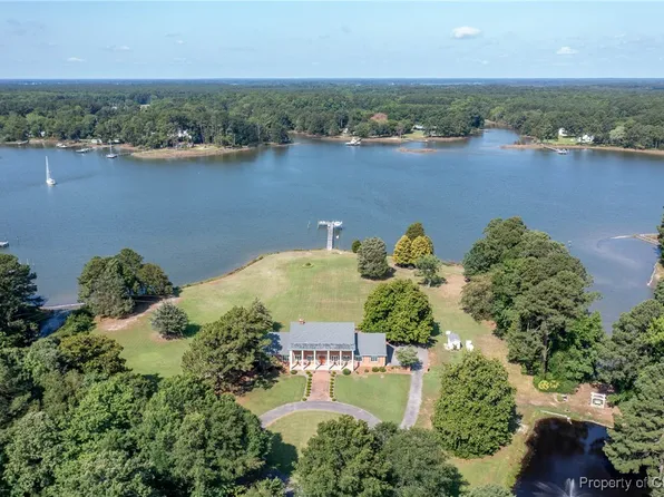 68 Preston Point Rd, Mathews, VA 23109