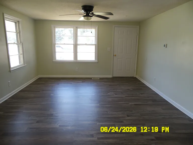 1293 Old Grantham Rd — Photo 5