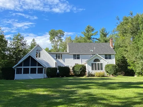 649 Church Road, Bangor, ME 04401
