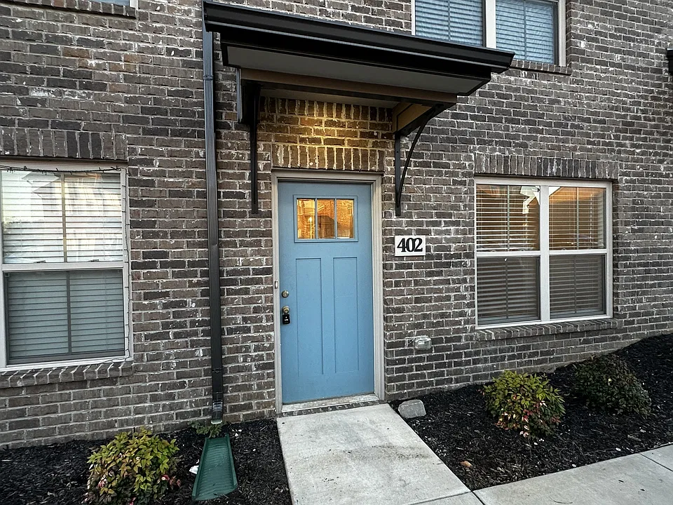 1000 Henry Place Blvd #1-402