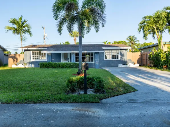 1623 NE 2nd Court, Boynton Beach, FL 33435