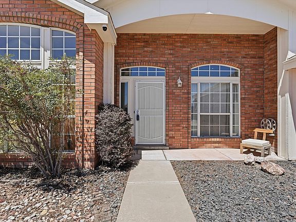 4th image of 7821 Primrose Dr NW