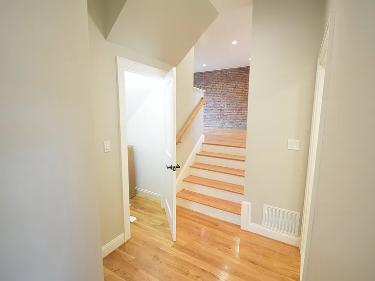 173 Prospect St #1 — Photo 18