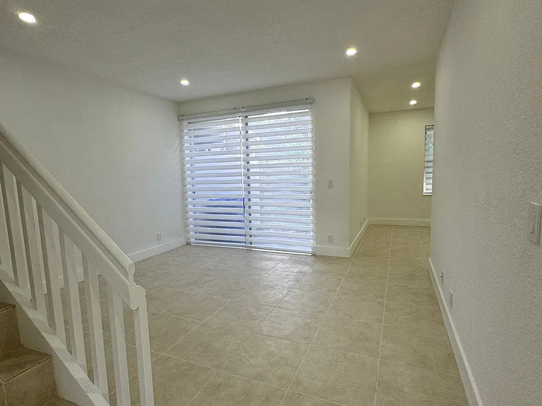 16820 SW 1st Mnr — Photo 14