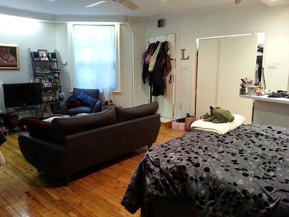 2nd image of 236 Henry St APT 1