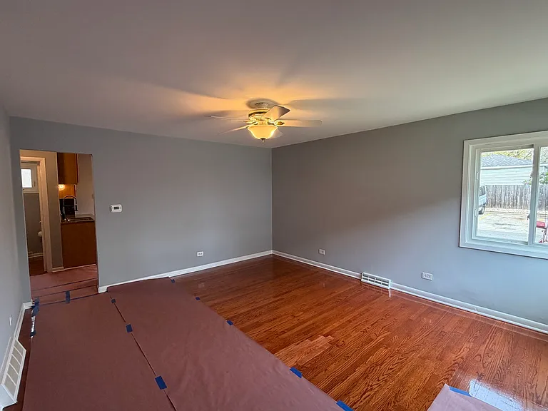 170 E Northwest Hwy #I — Photo 1